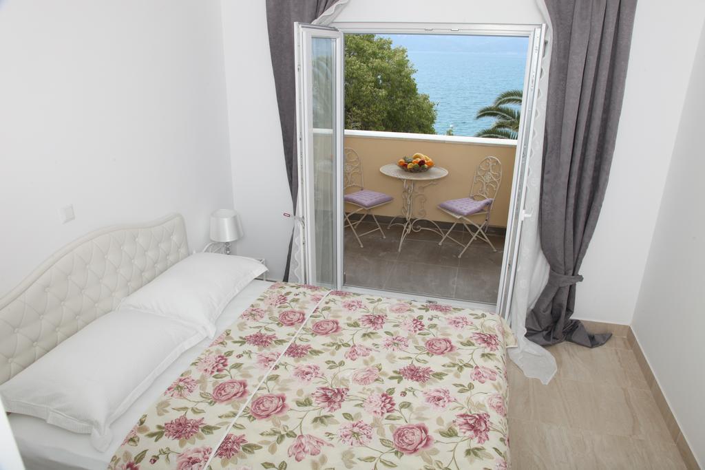 Apartments Mare Gradac  Εξωτερικό φωτογραφία
