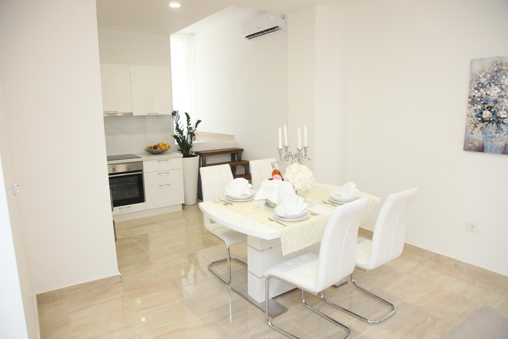 Apartments Mare Gradac  Εξωτερικό φωτογραφία