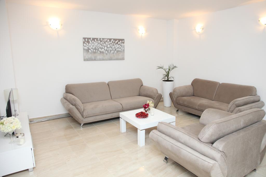 Apartments Mare Gradac  Εξωτερικό φωτογραφία