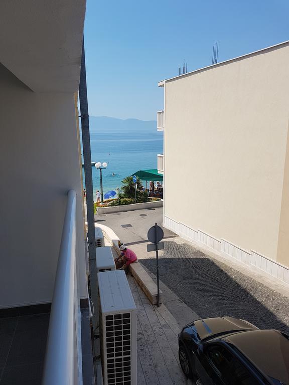 Apartments Mare Gradac  Εξωτερικό φωτογραφία